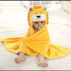 Baby hooded animal blanket